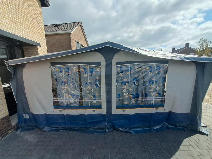 Brand voortent, Caravans en Kamperen, Tenten, tot en met 4, Gebruikt, Ophalen