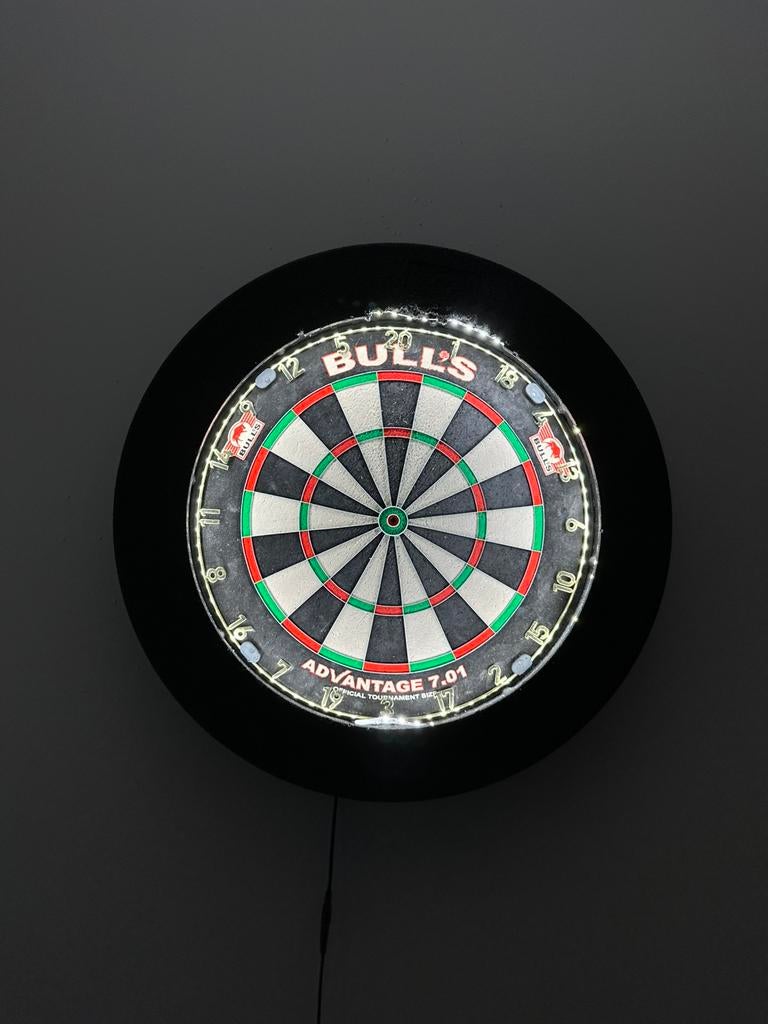 The Bull’s Lumo Lighting Surround – Dartbord Verlichting, Ophalen of Verzenden, Zo goed als nieuw, Overige typen, Elektronisch