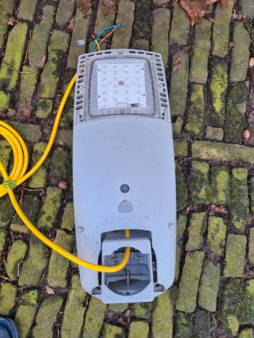 Schreder Axia 2.1 + meer ledarmaturen LED opschuif +paaltop  beschikbaar voor biedingen