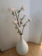 Witte vaas, Ophalen, 50 tot 75 cm, Wit, Aardewerk of Porselein