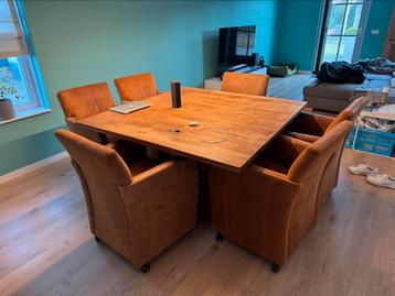 6x eet tafel stoelen geruwd suede beschikbaar voor biedingen