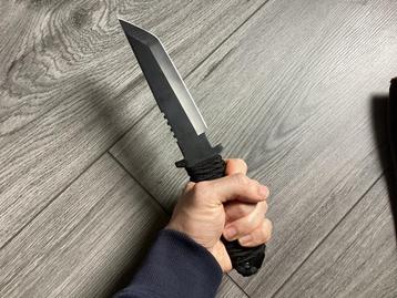 Zwart tactical tanto mes 28cm incl schede