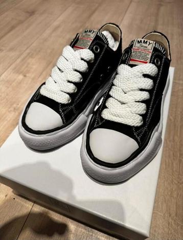 Mmy schoenen beschikbaar voor biedingen