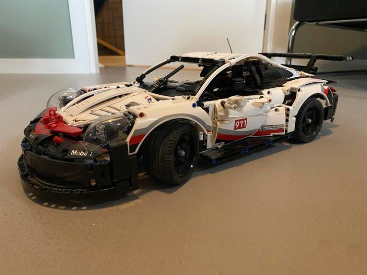 Lego Technic Porsche 911 RSR, Kinderen en Baby's, Speelgoed | Duplo en Lego, Zo goed als nieuw, Lego, Complete set, Ophalen of Verzenden