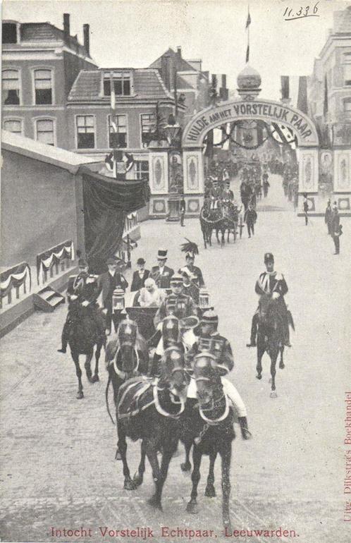 Intocht Vorstelijk Echtpaar, Leeuwarden. - ongelopen, Verzamelen, Ansichtkaarten | Nederland, Ongelopen, Friesland, 1920 tot 1940