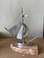 Art deco zeilboot, Ophalen of Verzenden