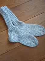Gebreide geitenwollen sokken. Maat 38/39, Kleding | Dames, Sokken en Kousen, Ophalen of Verzenden, Nieuw, Beige