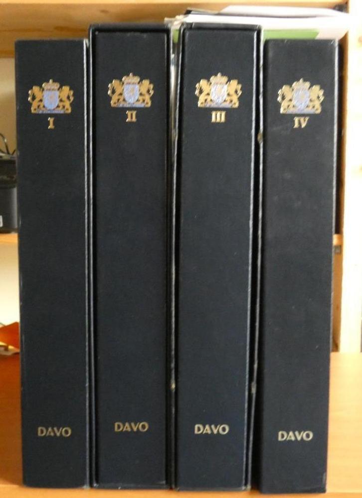 Collectie Nederland in 4 DAVO LX album, Postzegels en Munten, Postzegels | Volle albums en Verzamelingen, Nederland, Ophalen of Verzenden