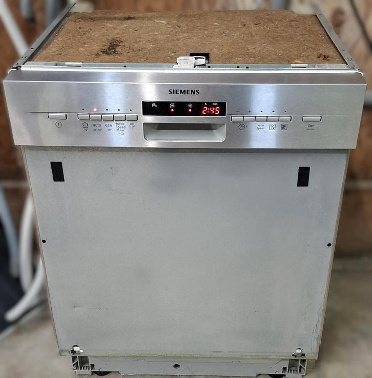 Zeer nette Siemens half geïntrigeerde vaatwasser, bezorging, Witgoed en Apparatuur, Vaatwasmachines, Zo goed als nieuw, Inbouw