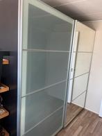 Nette grote kledingkast met schuifdeuren en spiegel., Overige materialen, 200 cm of meer, Zo goed als nieuw, 200 cm of meer