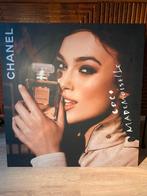 CHANEL - Reclame Poster - Plexiglas - COCO MADEMOISELLE, Ophalen of Verzenden, A1 t/m A3, Film en Tv, Rechthoekig Staand