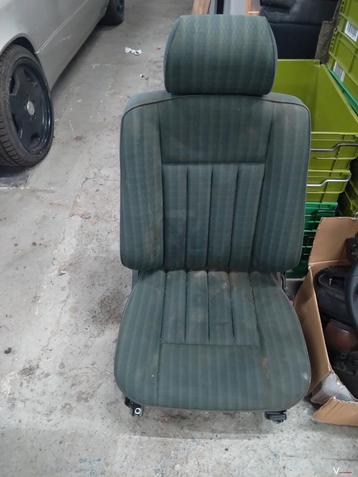 Mercedes w124 stoel rechts in groen 1993 beschikbaar voor biedingen
