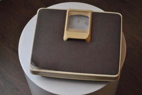 Weegschaal, vintage, Witgoed en Apparatuur, Weegschalen, Gebruikt, Analoog, Personenweegschaal, Ophalen of Verzenden