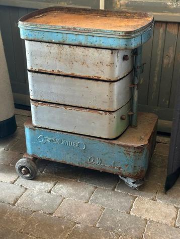 Vintage gereedschapswagen stahlwille  beschikbaar voor biedingen