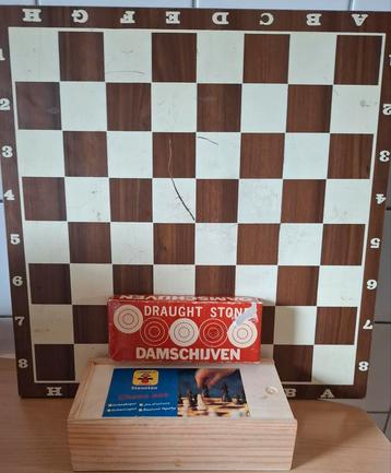 Schaakspel & damspel . Compleet.  beschikbaar voor biedingen