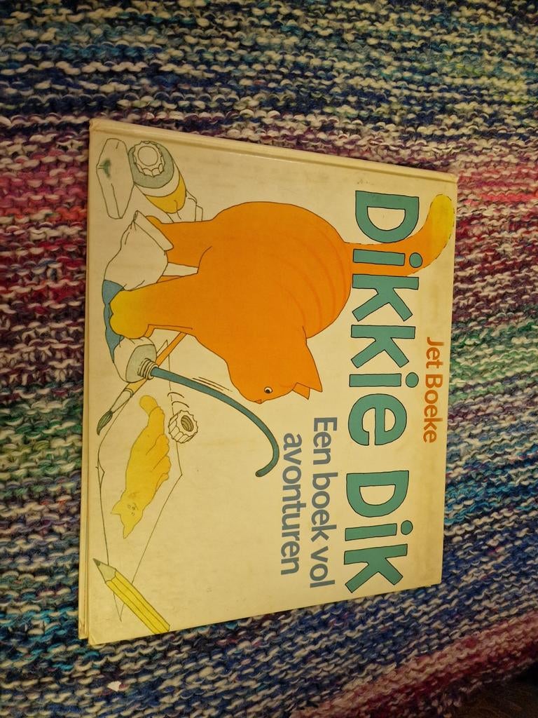 Dikkie dik een boek vol avontuur., Ophalen of Verzenden