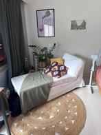 GRATIS ligbank met poef, Huis en Inrichting, Stoelen, Ophalen, Gebruikt, Twee, Wit