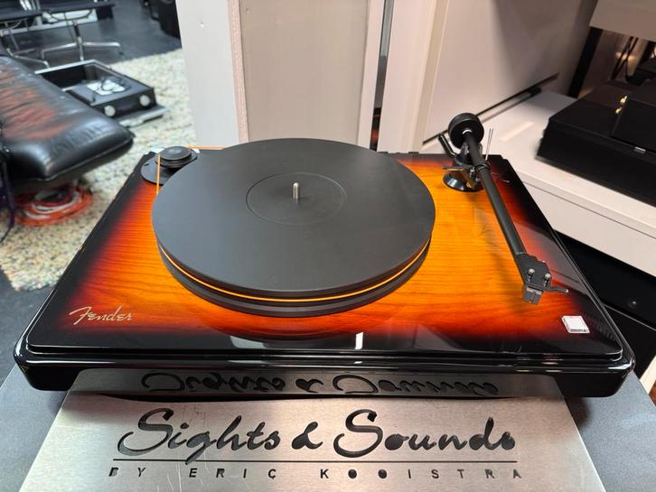 MoFi x Fender PrecisionDeck nr.749 draaitafel, Audio, Tv en Foto, Platenspelers, Nieuw, Platenspeler, Overige merken, Ophalen of Verzenden