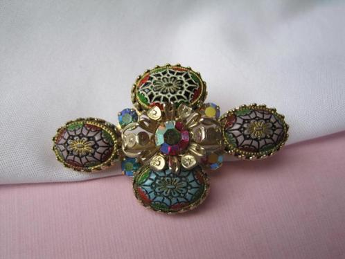Broche / Juliana /mozaiek art glas en aurora  steentjes, Sieraden, Tassen en Uiterlijk, Broches, Zo goed als nieuw, Overige materialen