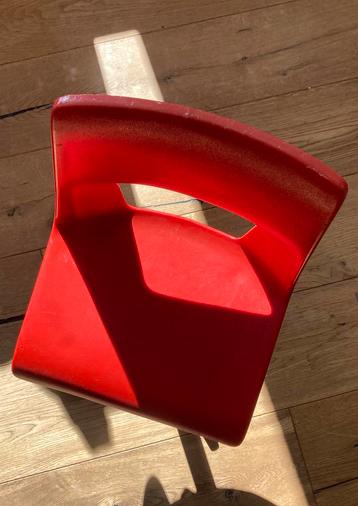 Vintage stoel van Philippus design - hoogte rugleuning 55 cm beschikbaar voor biedingen