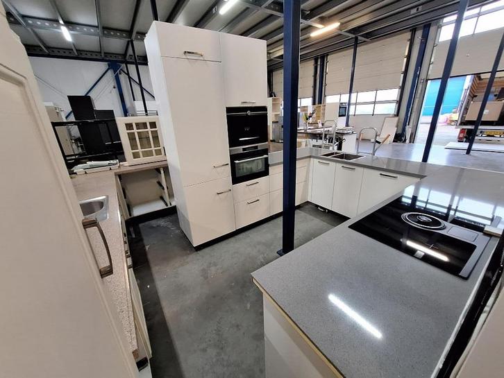 Complete keuken Compleet met APP 120Keukens op voorraad 2815, Huis en Inrichting, Keuken | Complete keukens, Zo goed als nieuw