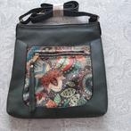 Dames schoudertas, kleur groen ( klein tas ) 24 X 24 cm., Nieuw, Groen, Overige merken, Ophalen of Verzenden