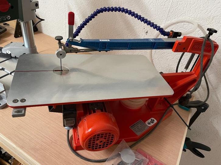 Figuurzaagmachine met toebehoren, Doe-het-zelf en Verbouw, Gereedschap | Zaagmachines, Zo goed als nieuw, Figuurzaag, Minder dan 600 watt