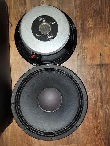 Rcf 12 inch speakers L12P  beschikbaar voor biedingen