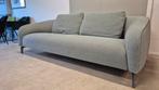 Blauw/groen Leolux model Elias design bank in nieuwstaat!!, 100 tot 125 cm, Driepersoons, Ophalen of Verzenden, Zo goed als nieuw