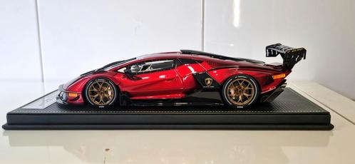 Lamborghini Essenza SCV12 / Red Met / CE Exclusive / 1:18, Hobby en Vrije tijd, Modelauto's | 1:18, Zo goed als nieuw, Overige merken