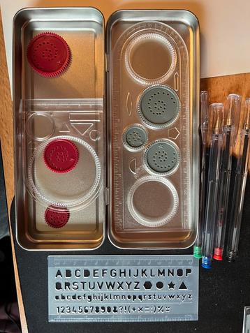 Muji Spirograph set in blikje beschikbaar voor biedingen