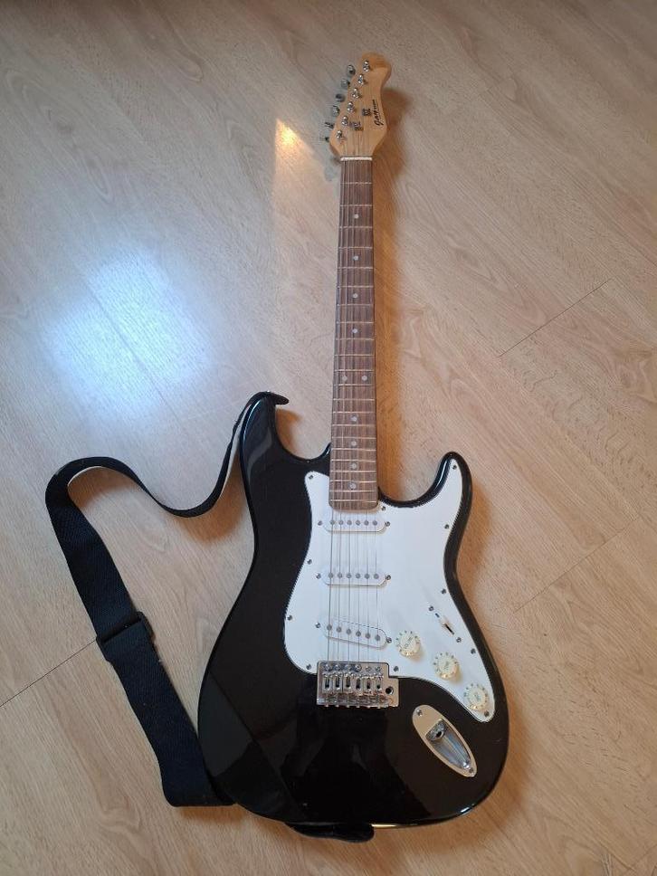 Jay Sound Electrische Gitaar + Versterker, Muziek en Instrumenten, Snaarinstrumenten | Gitaren | Elektrisch, Gebruikt, Solid body