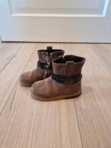Clic! Laarsjes schoenen 23 beschikbaar voor biedingen