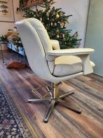 Prachtige retro leren kappers stoel, 2 stuks aanwezig!, Ophalen, Gebruikt, 50 tot 75 cm, Leer