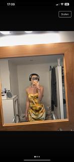 set top en rok, Ophalen of Verzenden, Zo goed als nieuw, Maat 34 (XS) of kleiner, Oranje