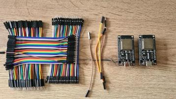 ESP32 (2 stuks) beschikbaar voor biedingen