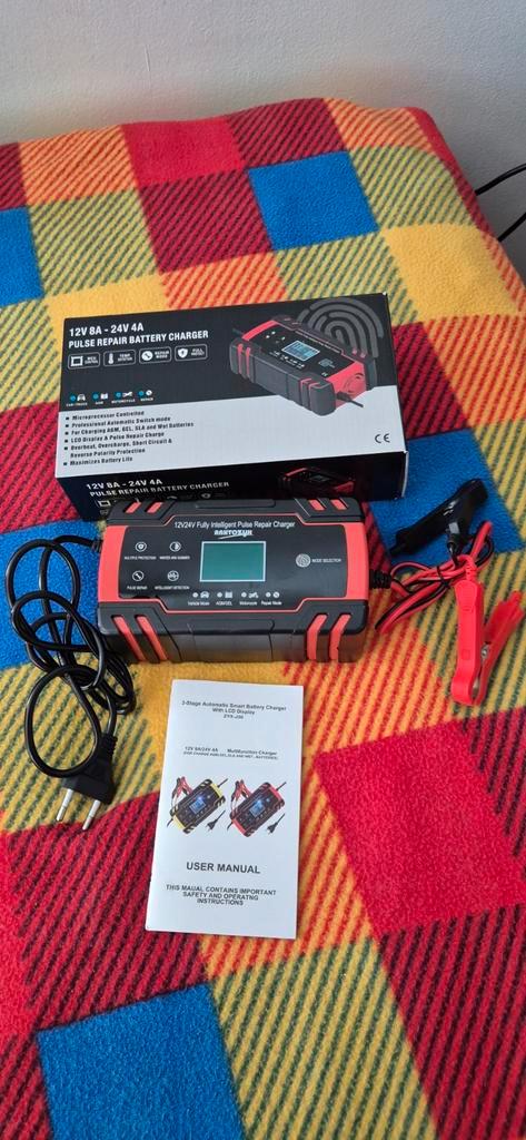 12V/24V 8A/4A Pulse Repair Acculader - Nieuw, Auto diversen, Jumpstarters, Nieuw, Ophalen of Verzenden