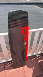Wakeboard 144 evt met bindingen, Watersport en Boten, Ophalen, Zo goed als nieuw