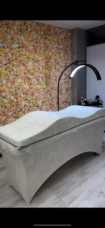 Beige Beauty Matras lashbed behandeltafel wimperextensions beschikbaar voor biedingen