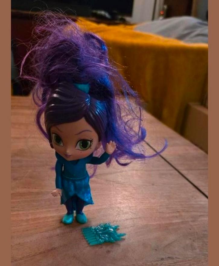 Shimmer & Shine Zeta figuur compleet, Kinderen en Baby's, Speelgoed | Poppen, Zo goed als nieuw, Overige typen, Ophalen of Verzenden