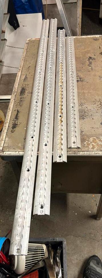 Gebruikte Sidebars - Set van 4 beschikbaar voor biedingen