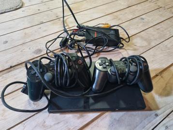 Playstation 2 Slim met 2 Controllers beschikbaar voor biedingen