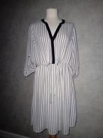 Mooi jurkje! z.g.a.n., Maat 38/40 (M), H&M, Wit, Ophalen of Verzenden