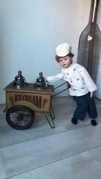 Antieke Porseleinen Pop met IJskar, Antiek en Kunst, Ophalen