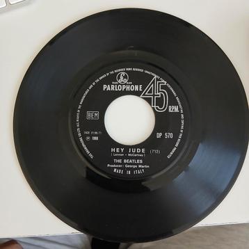 The Beatles - Hey Jude / Revolution 7" Single (Italiaans) beschikbaar voor biedingen