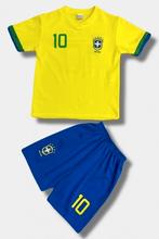 Super Gaaf Voetbalpakje / Tenue van Brazilië 98/104, Football Equipment, Verzenden, Jongen of Meisje, Nieuw