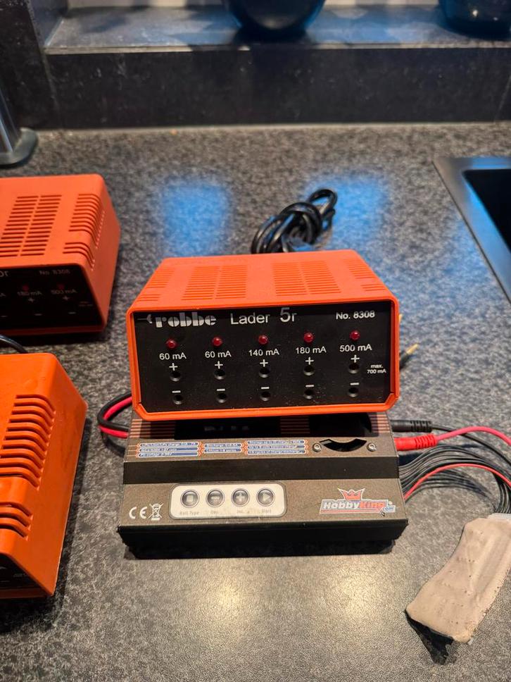 4 Accu Laders - 100% In Orde, Hobby en Vrije tijd, Modelbouw | Auto's en Voertuigen, Gebruikt, Overige typen, Overige merken, Ophalen of Verzenden