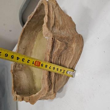 Reptielen grot  in 2 maten en waterbak Pincet en haak beschikbaar voor biedingen