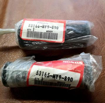 set handvaten origineel voor o.a. CBR1100 beschikbaar voor biedingen