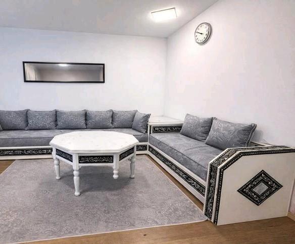 Marokkaanse salonset (sedari) grijs/wit/zwart, Huis en Inrichting, Banken | Bankstellen, Zo goed als nieuw, Hoekbank, Vierpersoons of meer